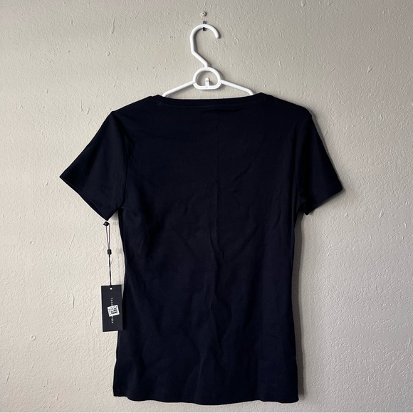 Tommy Hilfiger Womens V-Neck Solid Color Logo T-Shirt - Picture 4 of 5